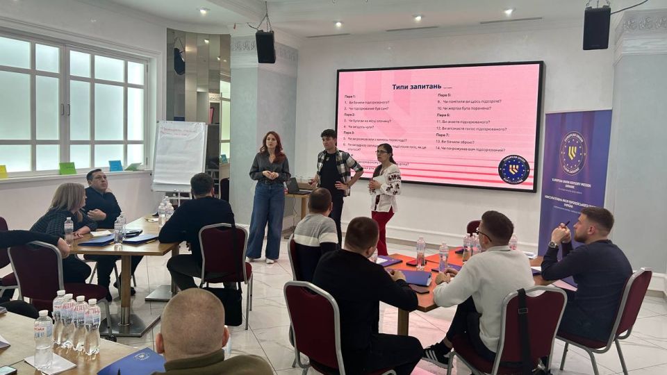Olha passes on her knowledge to her colleagues in Ukraine.